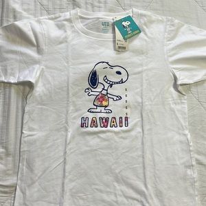 UNICLO Peanuts Hawaii White Shirt
